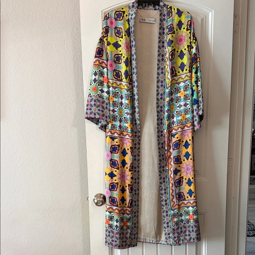 Zara Colorful Geometric Women's Wrap Kimono - Picture 4 of 8